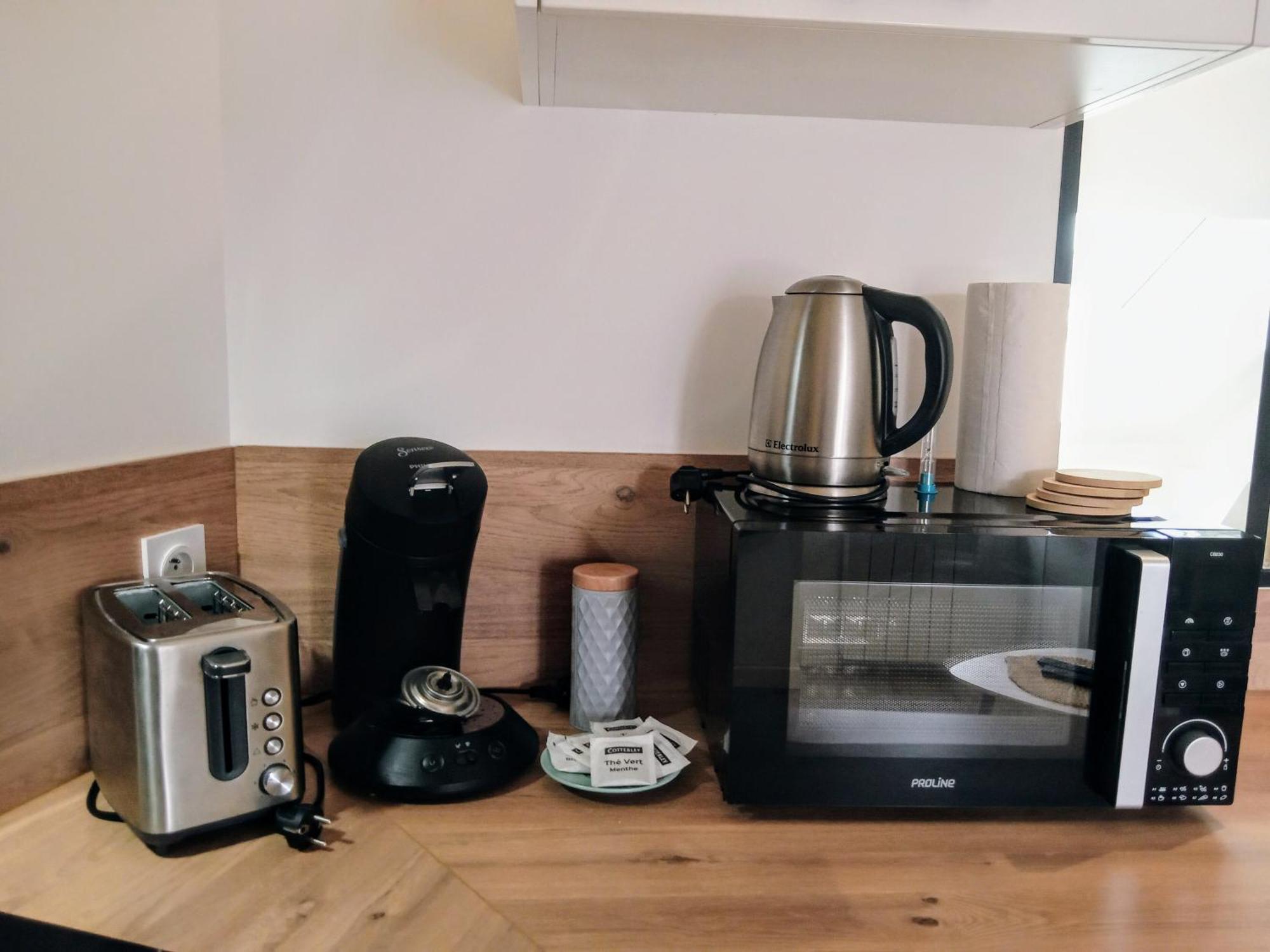 Les Studios De La Gare Linge Cafe The Inclus Wifi Vannes Exterior foto